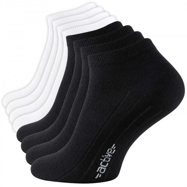 8 Pairs of Vincent Creation® Ankle Socks, black or white